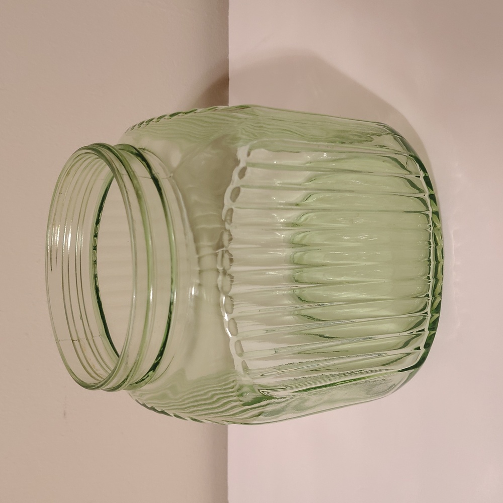 Vaseline Uranium Canister Jar - Picture 3 of 8
